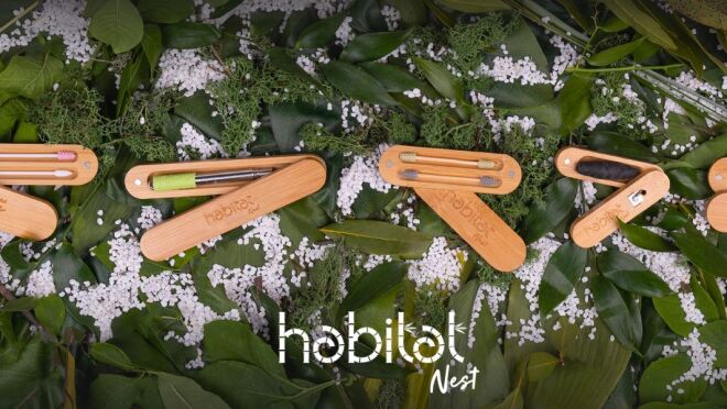 Immagini dei prodotti Habitat Nest posati su un letto di foglie di allori Ci sono 4 prodotti.