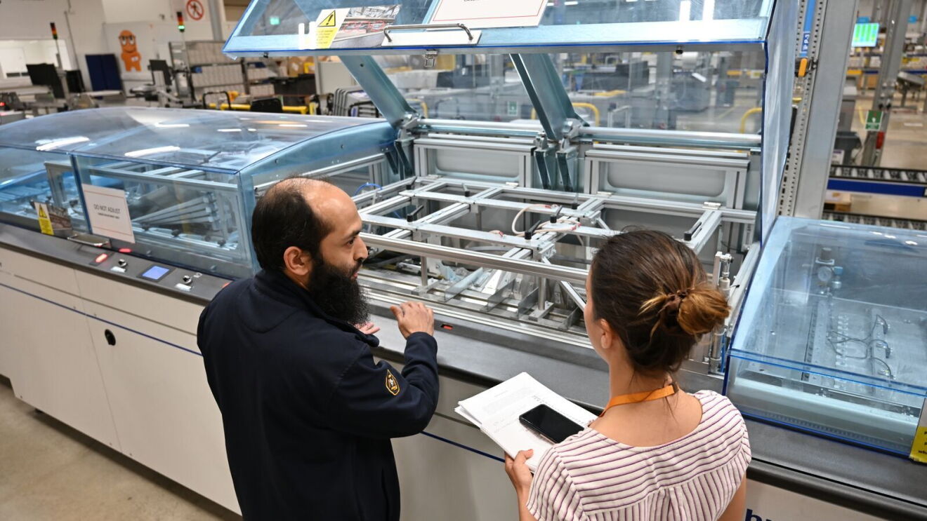 Abdul demonstrating the printers at LTN5