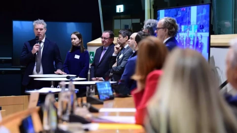 EU