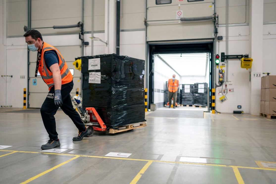 Image from the Slovakia hub Amazon set up to support Ukraine refugees