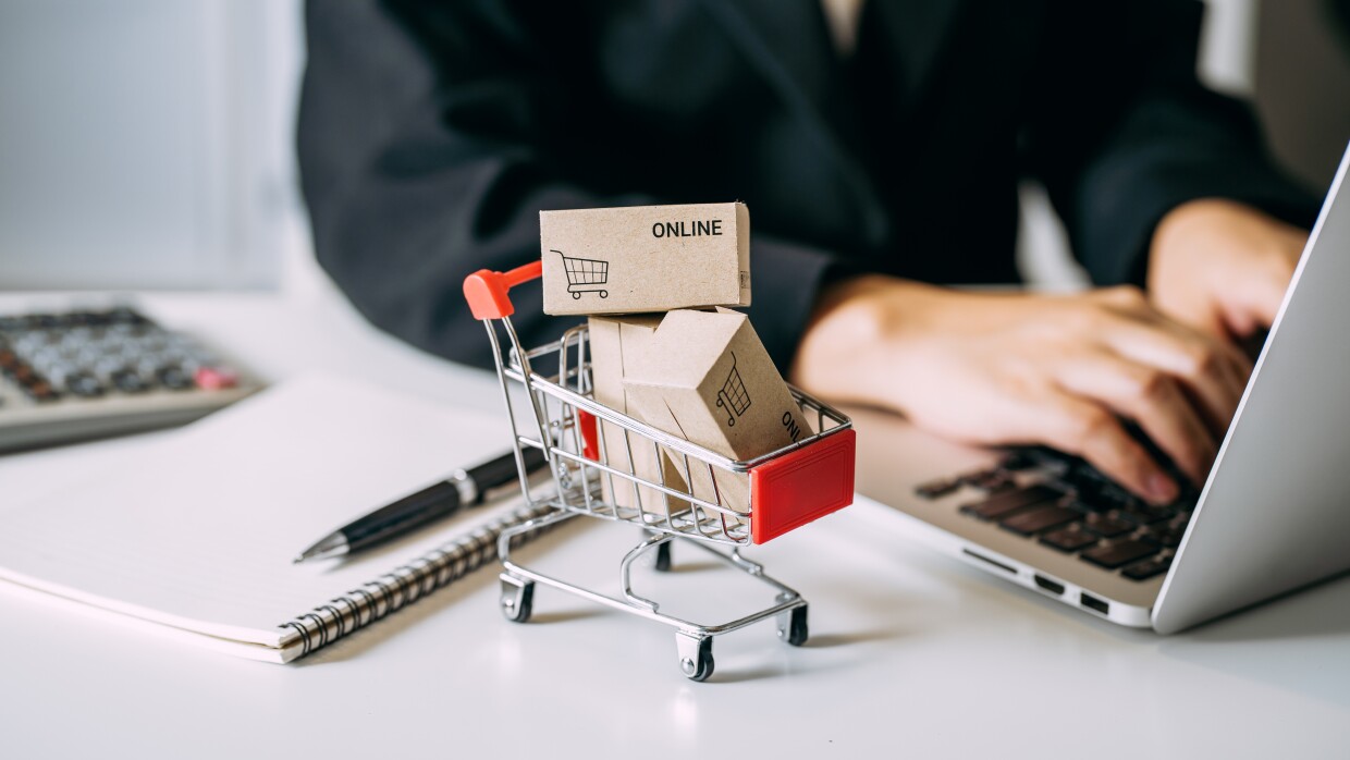 5 dicas para comprar online de forma segura About Amazon Brasil 5 dicas para comprar online de forma segura About Amazon Brasil