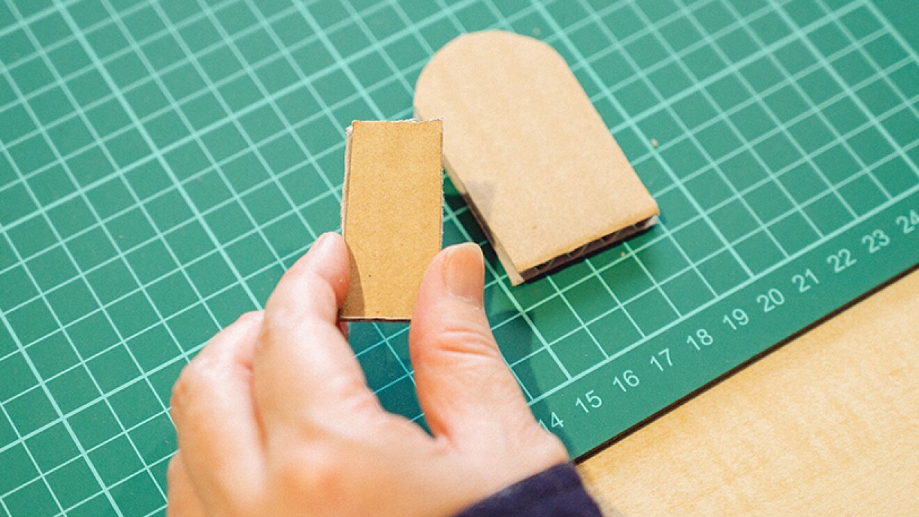 おうち時間に楽しもう 子どもと一緒に簡単ダンボール工作 貯金箱編 About Amazon Japan おうち時間に楽しもう 子どもと一緒に簡単ダンボール工作 貯金箱編 About Amazon Japan