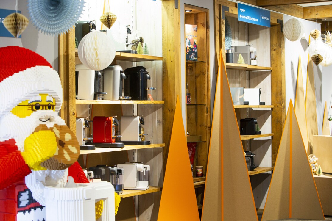 Amazon Pop up Store #HomeOfChristmas