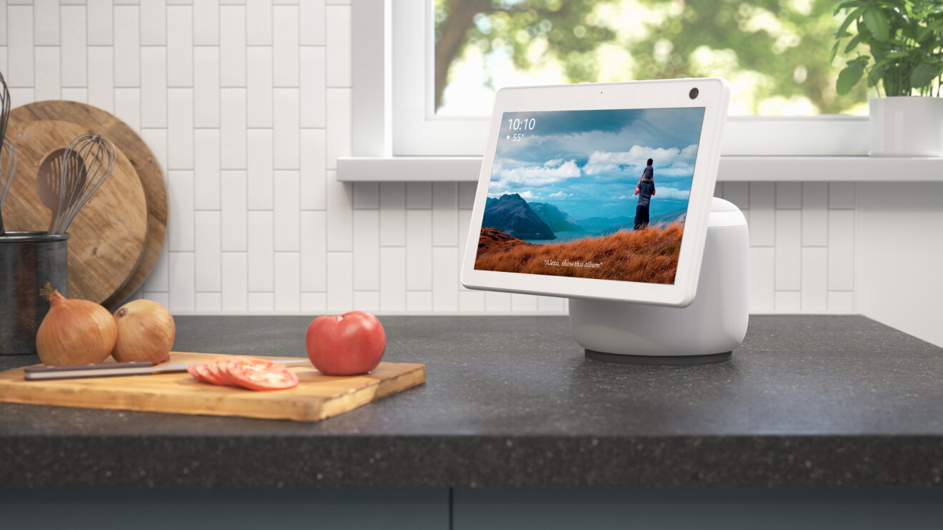 An image of an Echo Show sitting on a kitchen counter. 