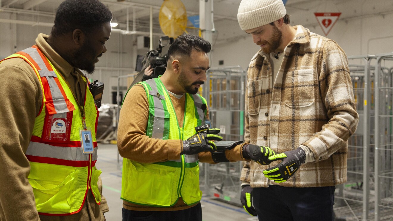 Adam Lowry at DMW2 Delivery Station