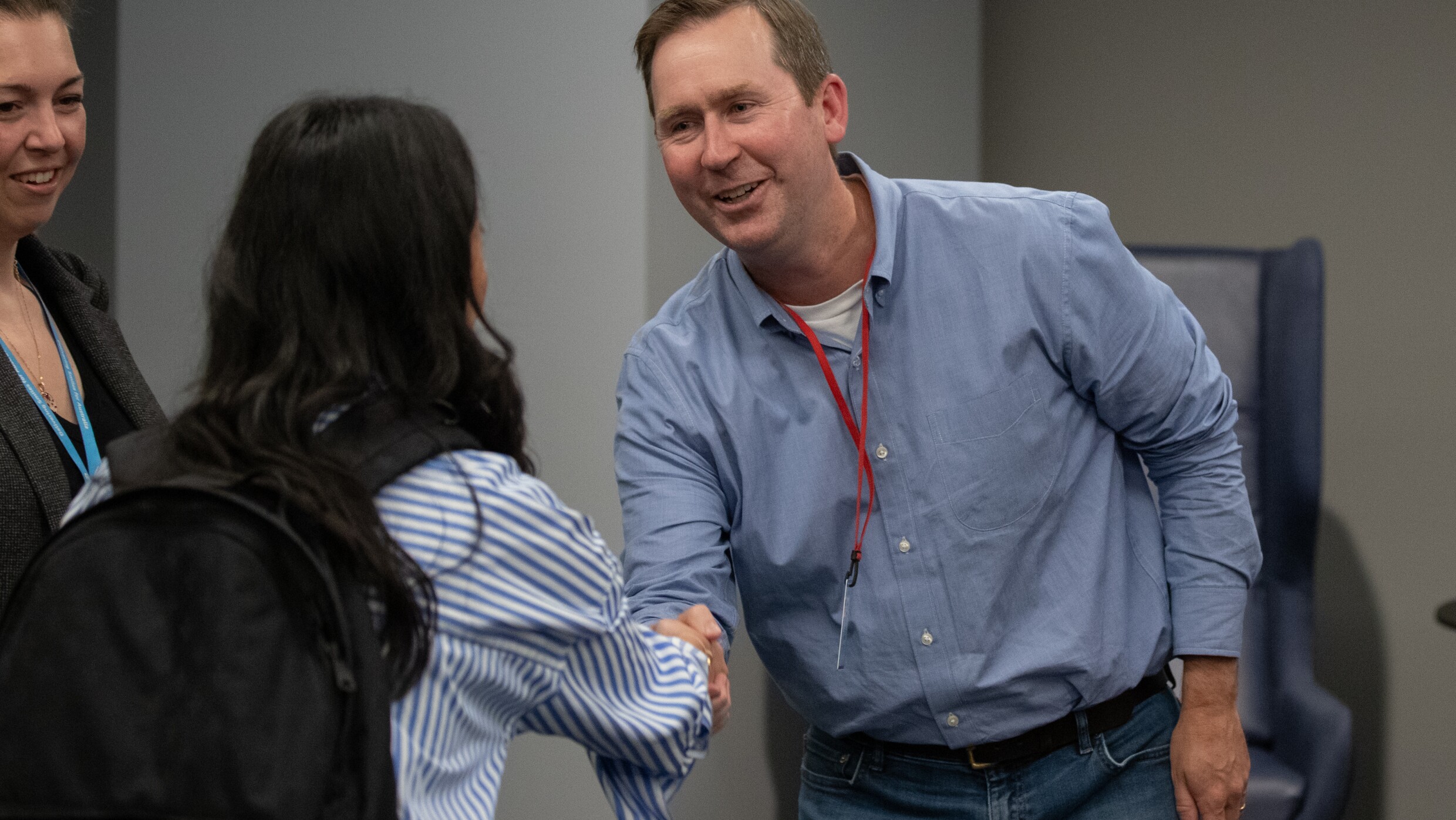John Felton, SVP of WW Operations, Visits Amazon Canada Canada About