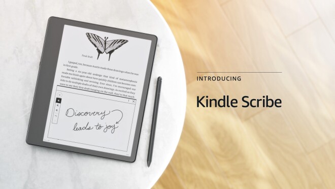 一张Kindle Scribe和笔放在大理石桌上的图片,左边的文字写着“介绍Kindle Scribe”。