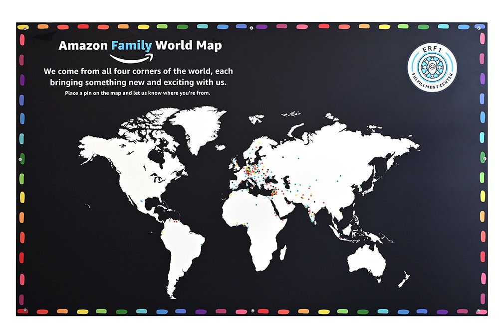 Amazon Family World Map bild bei ERF1