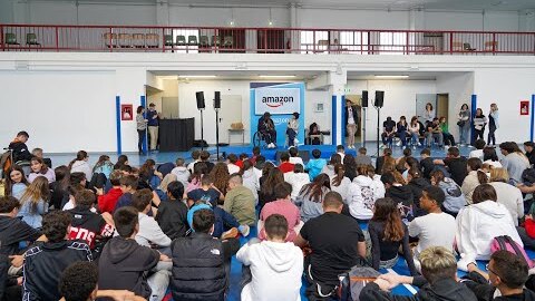 Amazon e gli atleti del Comitato Paralimpico nelle scuole italiane