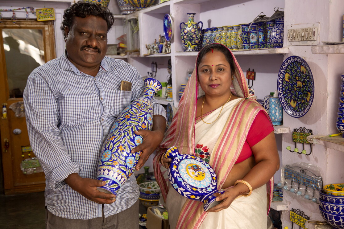 Aditya Blue Art Pottery couple - Amazon India