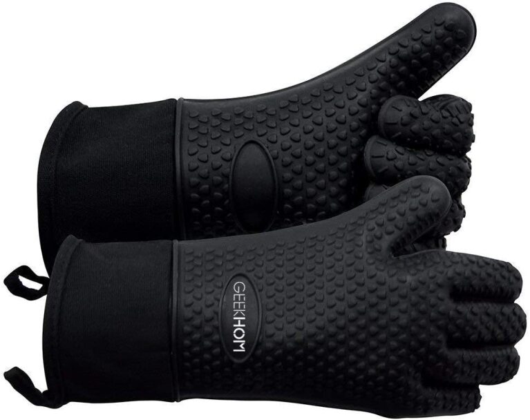 Black silicone heat resistant gloves 