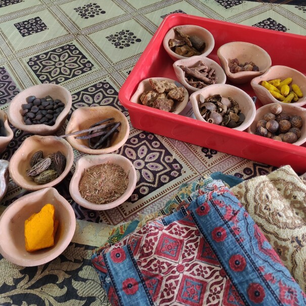 Natural Ingredients in Ajrakh