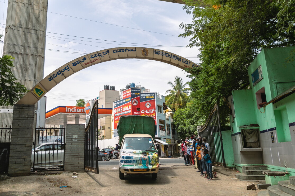 A food distribution drive for creamtorium workers during COVID