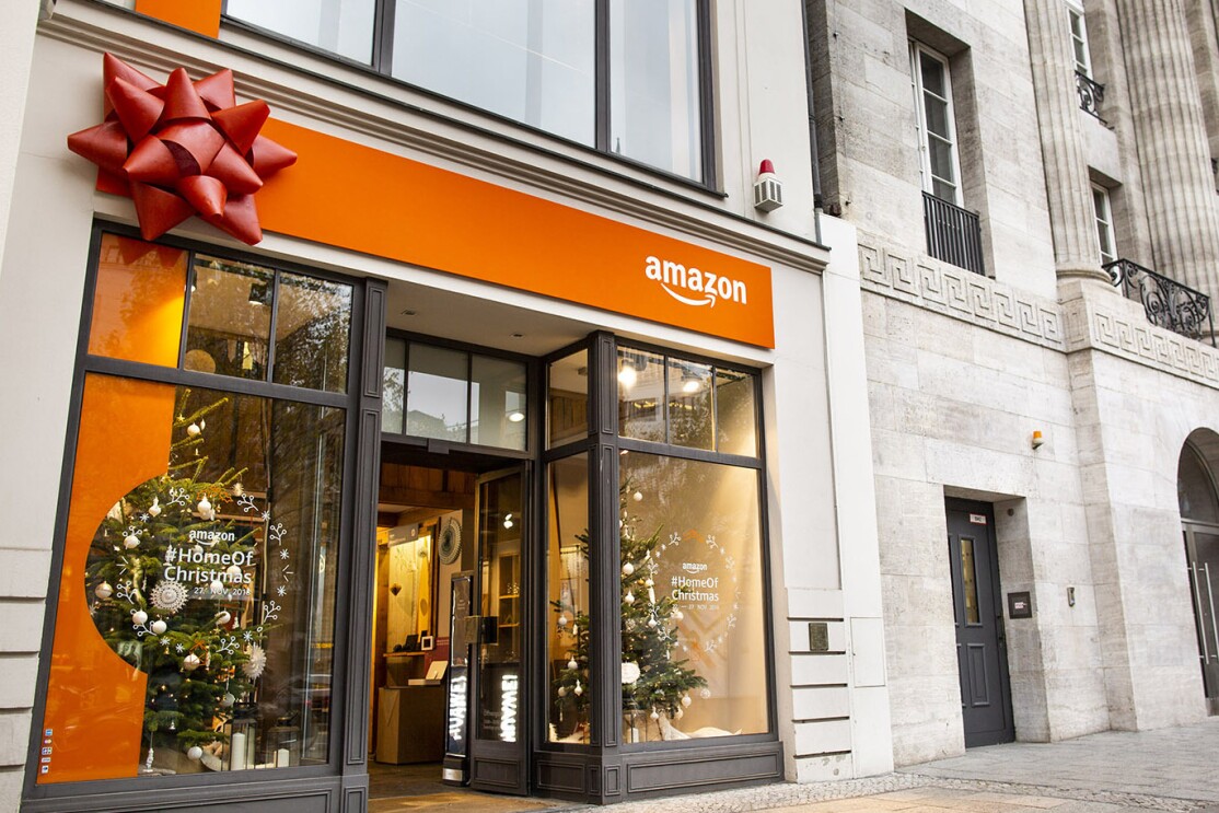 Amazon Pop up Store #HomeOfChristmas