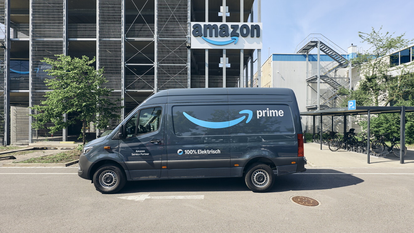 Amazon0 zero exhaust emission vehicles .jpg  