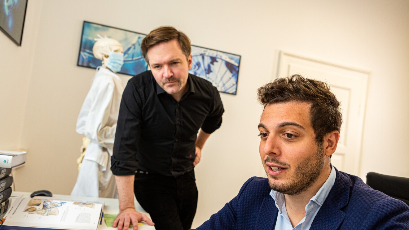 Algoritmi e intelligenza artificiale contro il COVID-19