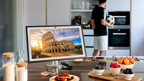 Alexa: Amazon rivela le domande più frequenti rivolte ad Alexa dagli utenti italiani nel 2024