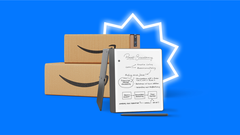 Kindle Scribe mit Amazon Paketen auf blauem Hintergrund 