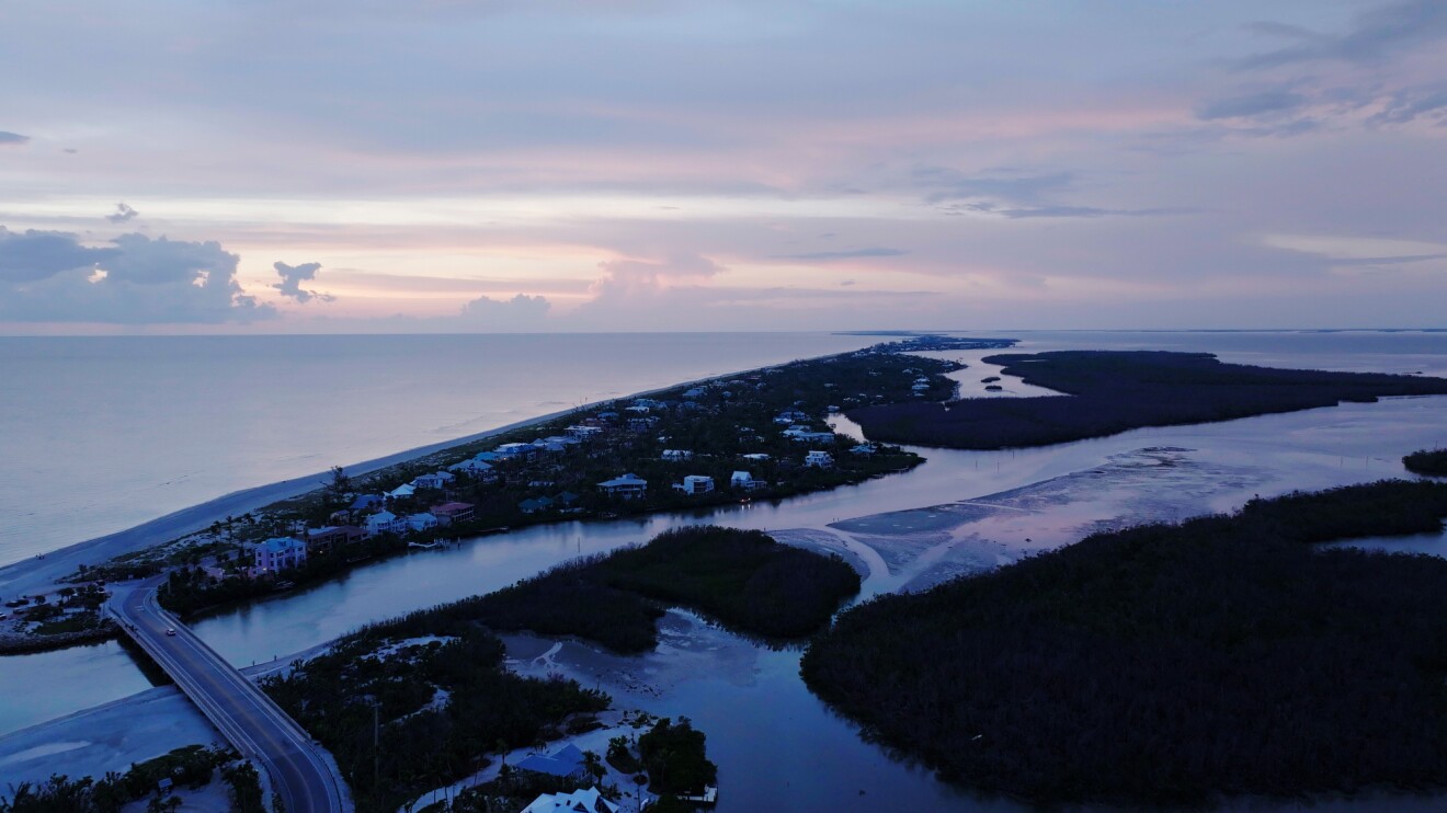 Amazon delivers to Sanibel Island, Florida