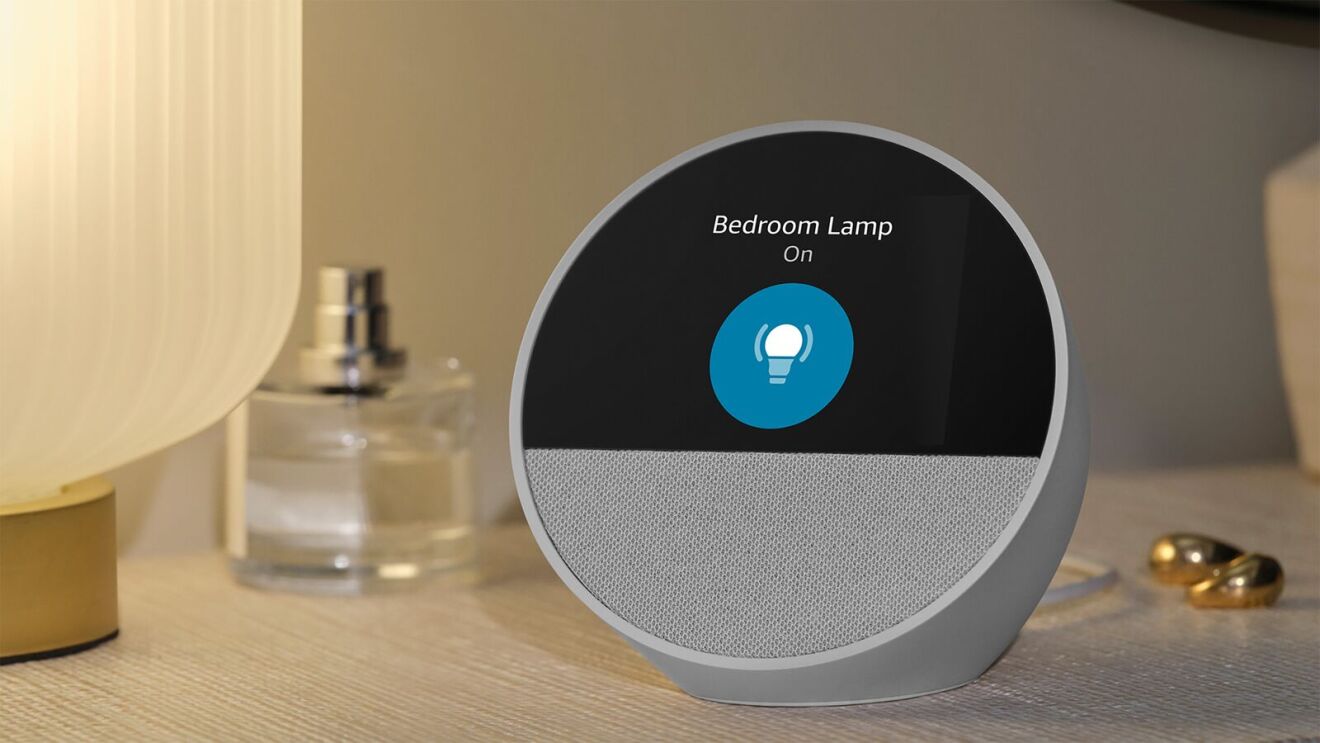 Echo Spot smart home device displaying bedroom lamp status on nightstand