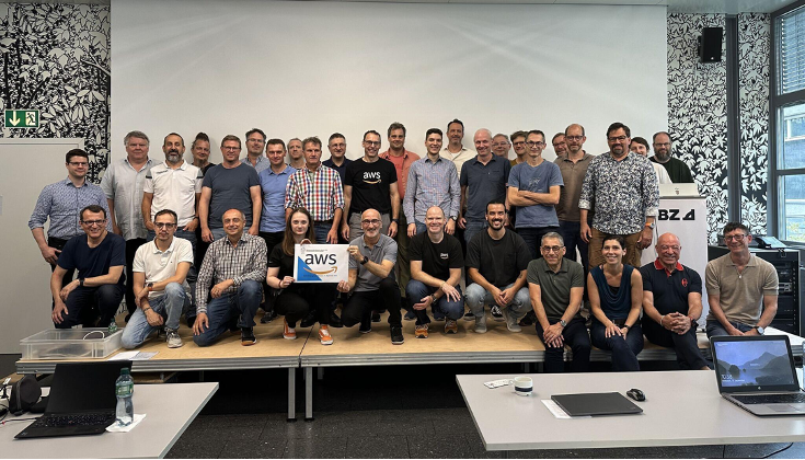 Gruppenbild mit AWS ICT Fachlehrer:innen.