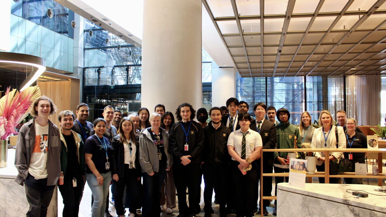 Amazon Australia staff volunteering at 2023's Global Month of Volunteering events.
