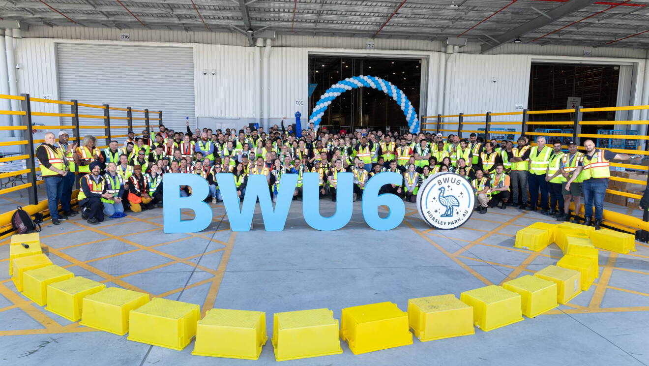 employees of amazon fulfillment centre in western sydney