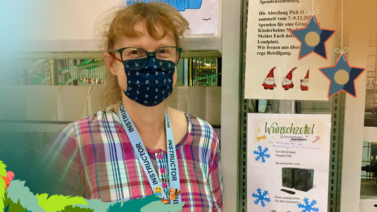 Eine Frau mit Brille und Maske
