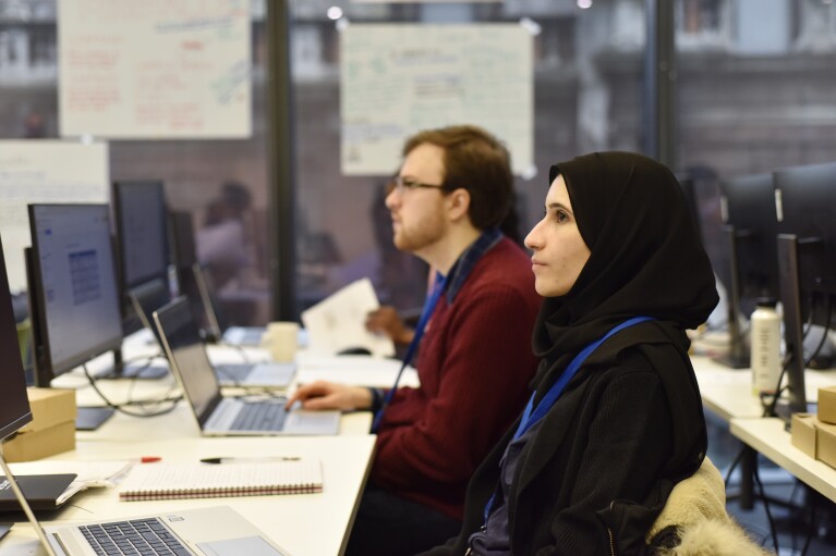 Amazon Web Services learning environment 