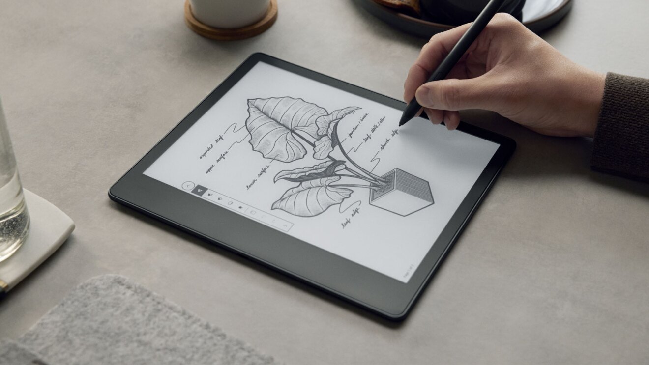 Hand sketching plant on a Kindle with stylus