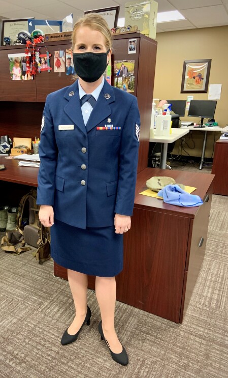 An image of Jessica Houser, a military member and Amazon employee.