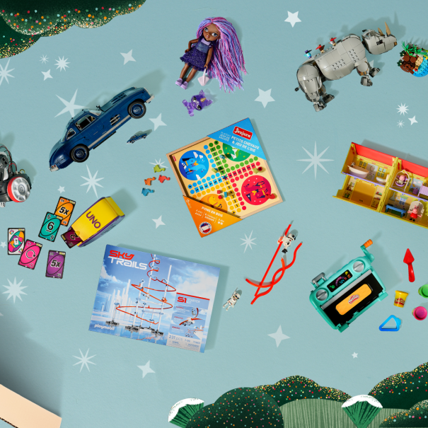 Ensemble de jeux et d'idées cadeaux pour Noël sur fond bleu