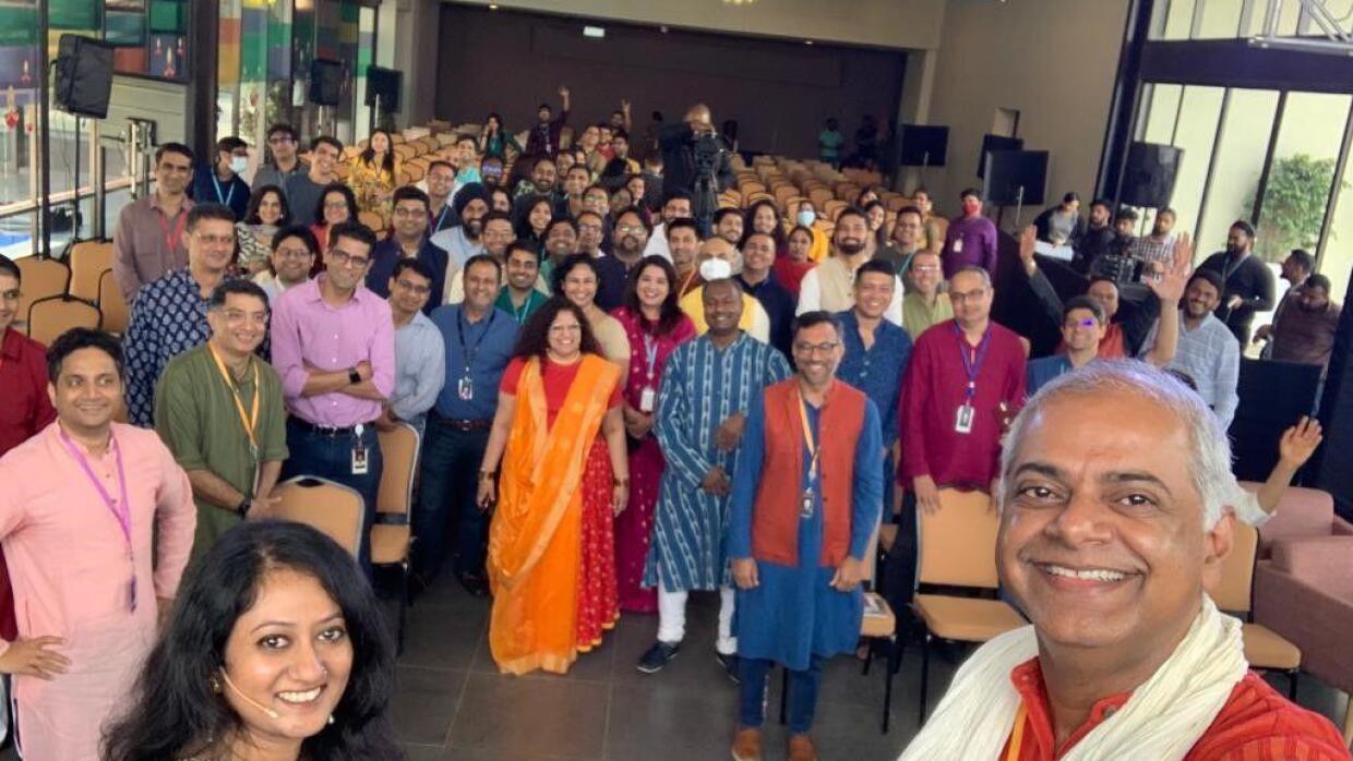 Manish Tiwary Selfie-GIF 2022.jpeg image