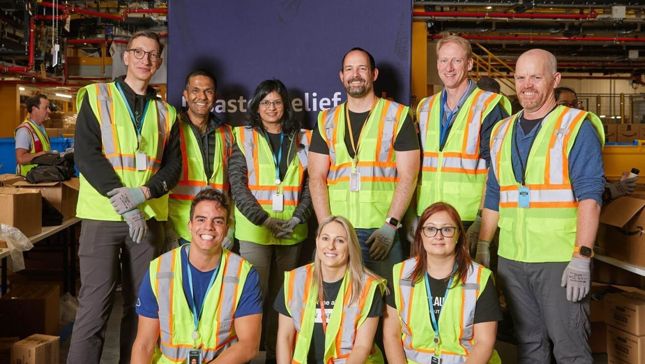 Amazon Australia staff volunteering at 2023's Global Month of Volunteering events.