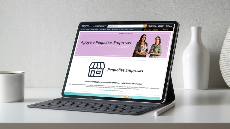 Tablet con la categoría de Apoya a Pequeñas Empresas en la web de www.aboutamazon.mx