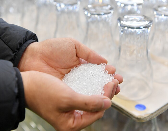 「水をつかむ」ウォータージャグを開発