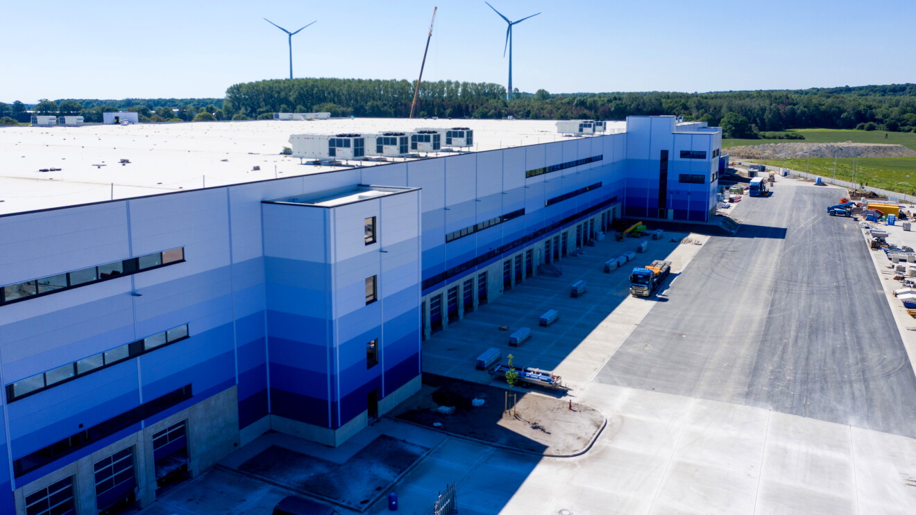 Außenaufnahme des neuen Logistikzentrums in Oelde.