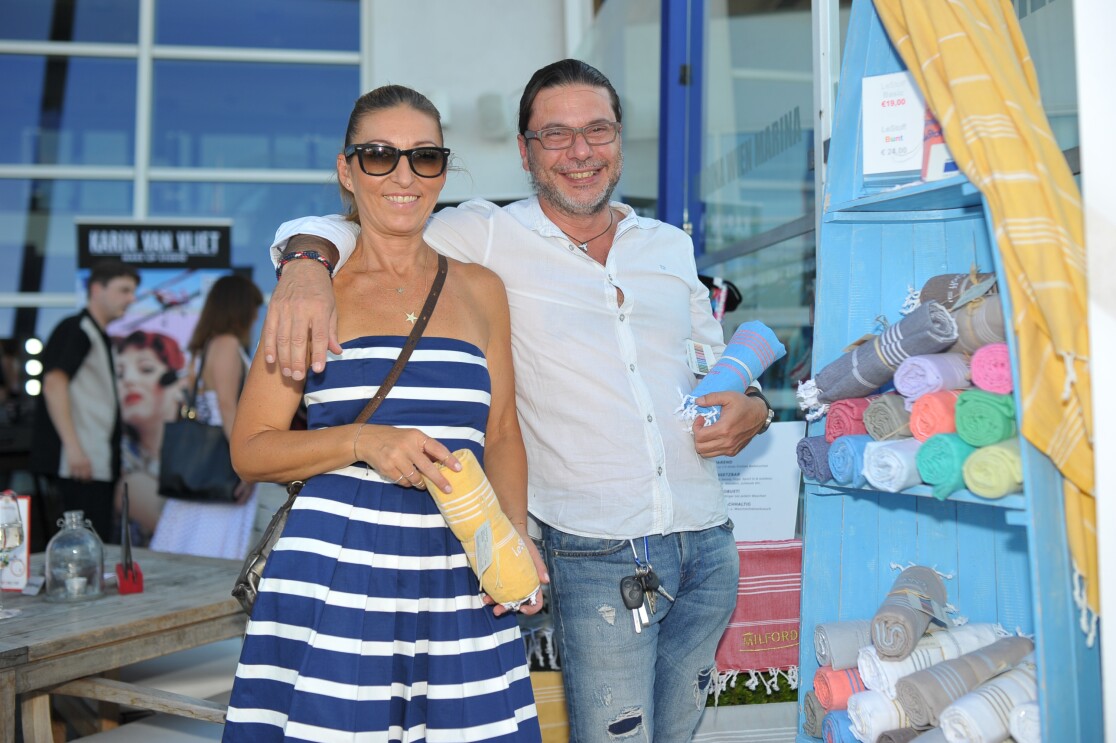 „LeStoff“-Tücher von Julia und Ata Ataberk