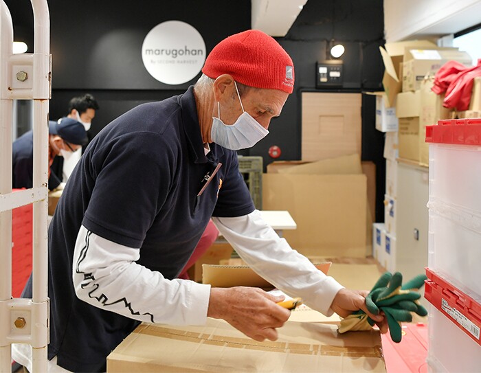 セカンドハーベスト・ジャパンのボランティアスタッフたち