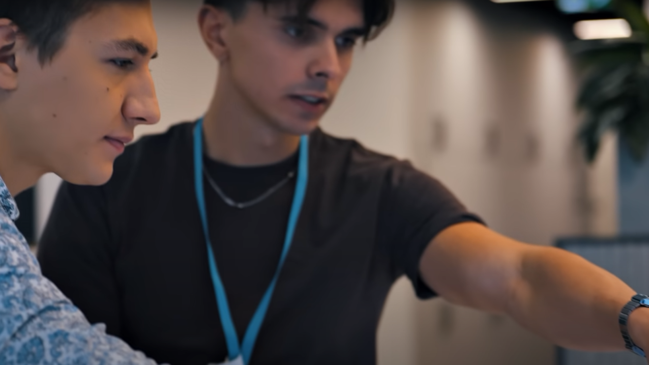 Andrzej1.png 
How employees' passions and dreams inspire their work at Amazon Development Center in Poland 