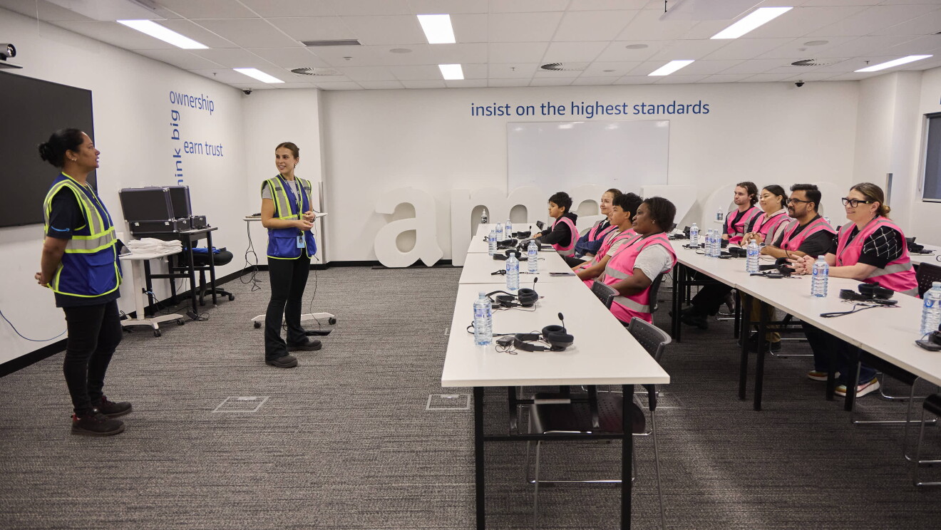 Free Amazon fufilment centre tours now open in Melbourne