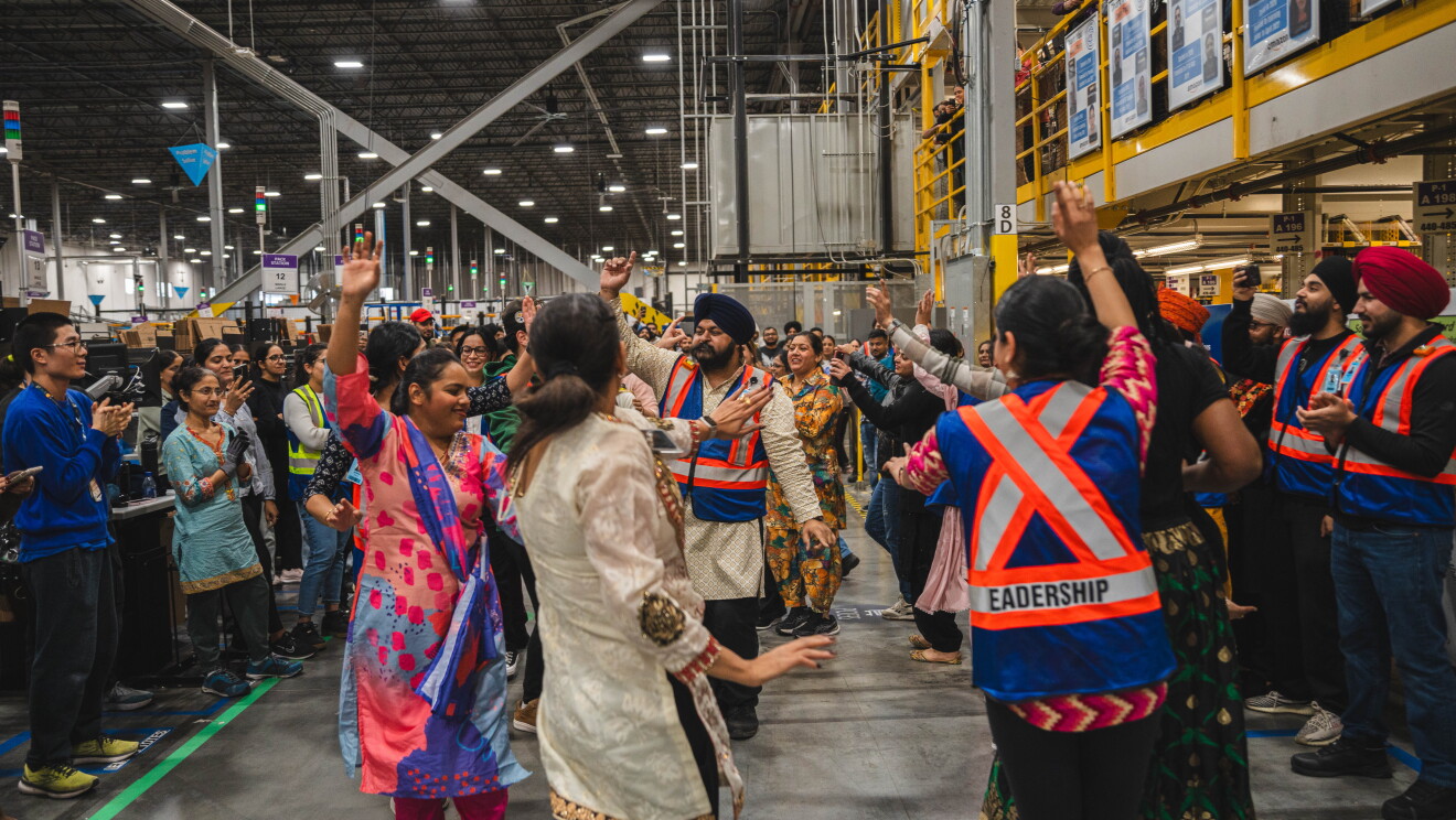 Amazon x Diwali YVR Dancing