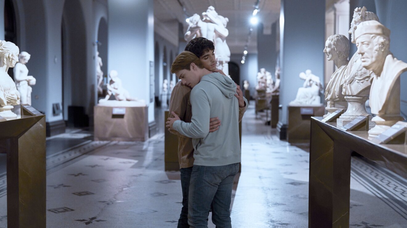A scene of Prime Video's new movie, Red White and Royal Blue.