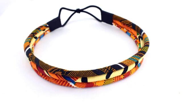 由Cloth & Cord手工制作的非洲风格的发饰。