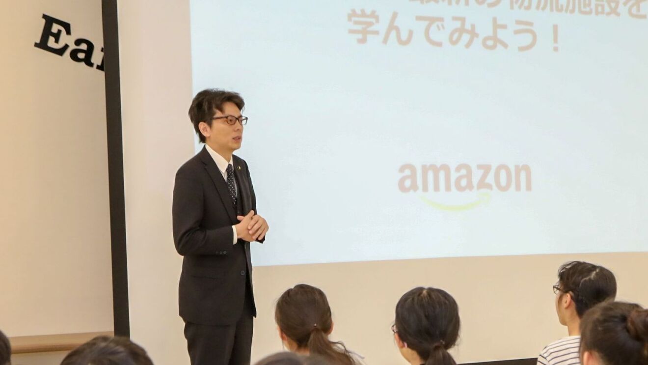 最先端の物流センター「茨木FC」が小学生にロボット技術を公開