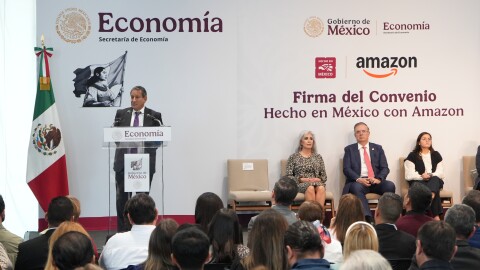 Firma Convenio Hecho en México