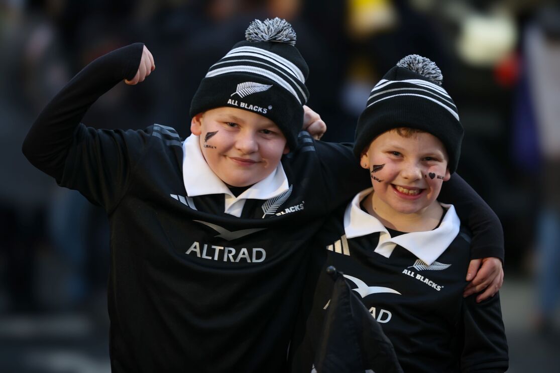 Young fans during the All Blacks v France Lipovitan-D July Series