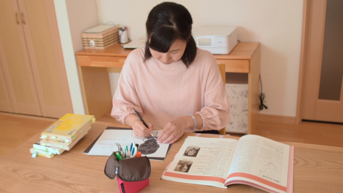 平和への思いを込め憧れの絵本作家に