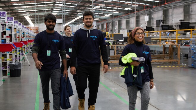 亚马逊的来自世界各地的同事,在'一天2018