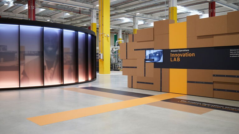 Eingang zum Amazon Innovation Lab